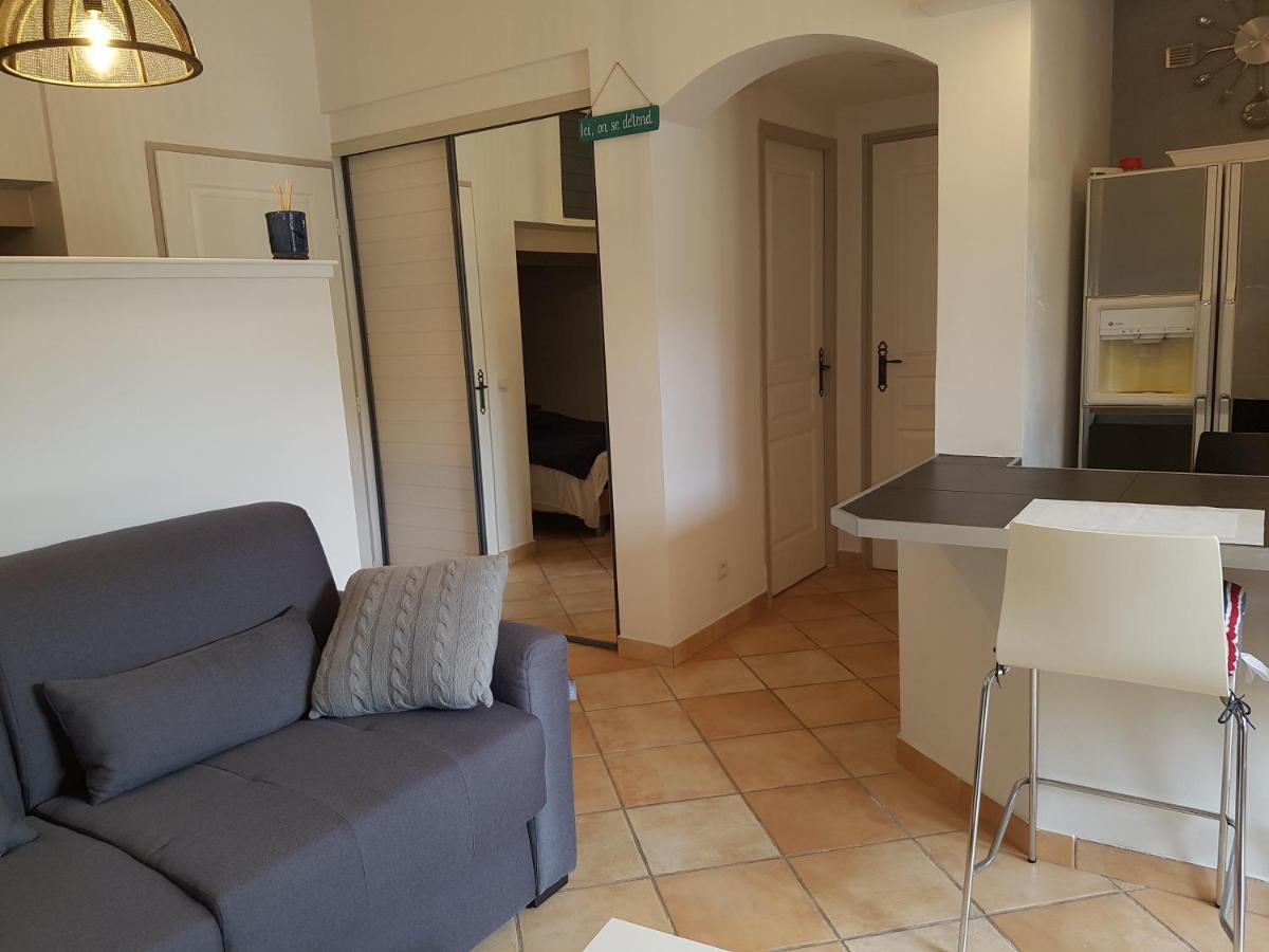 Loft Dans Cadre De Verdure Ceyreste Esterno foto